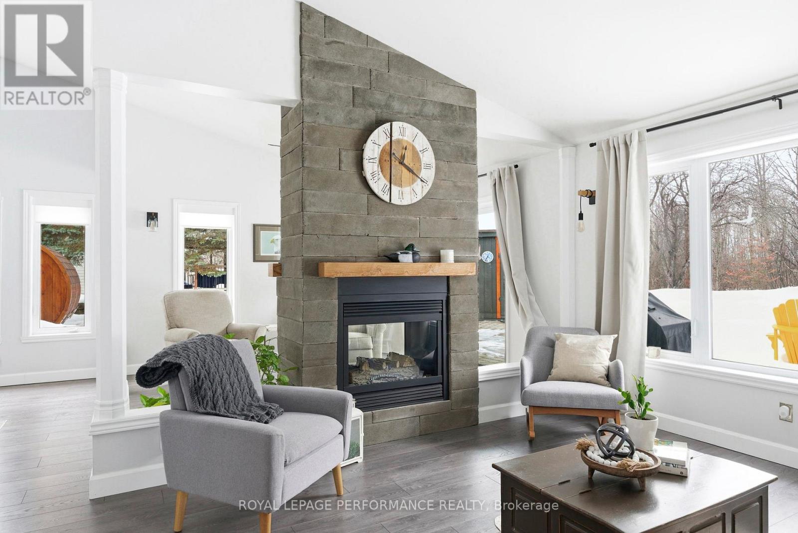 2 Barry Street, South Stormont, Ontario  K0C 1P0 - Photo 9 - X12810010