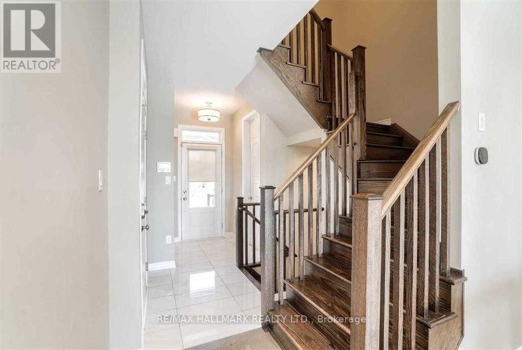 110 Kaitting Trail, Oakville, Ontario  L6M 5K8 - Photo 13 - W12810006