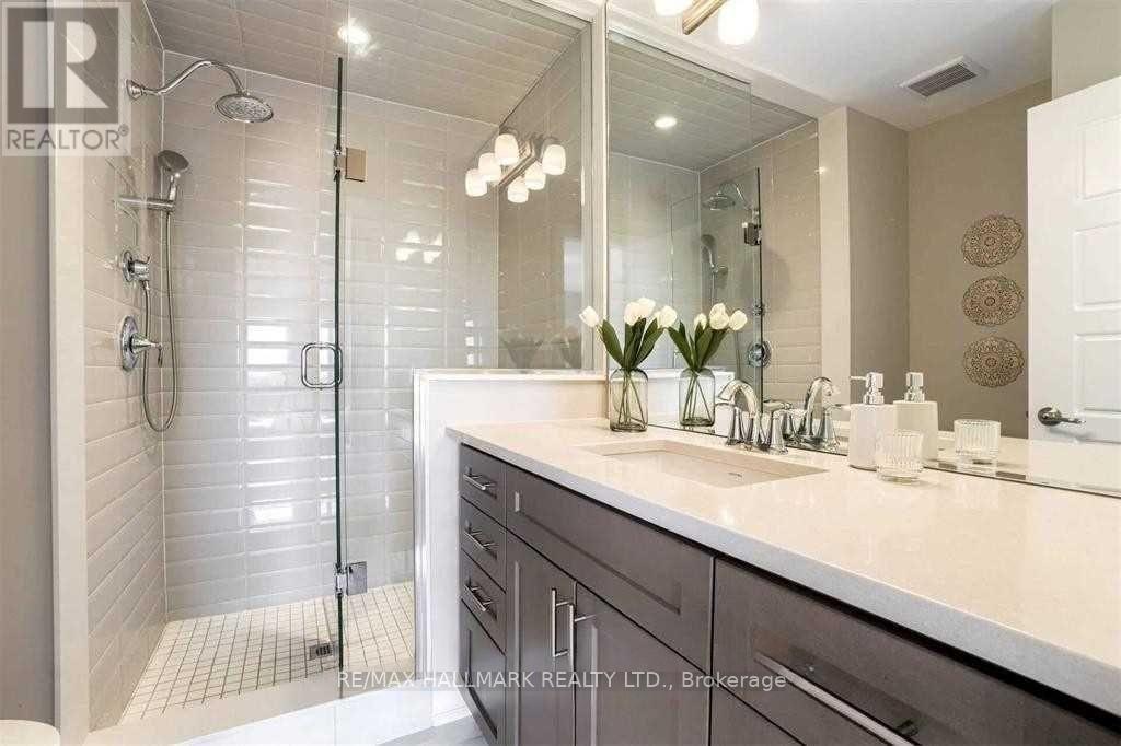 110 Kaitting Trail, Oakville, Ontario  L6M 5K8 - Photo 17 - W12810006