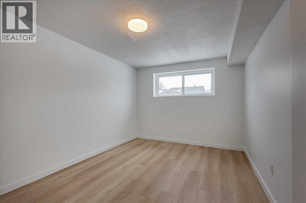 6573 58 Avenue, Red Deer, Alberta  T4N 6E1 - Photo 26 - A2286062