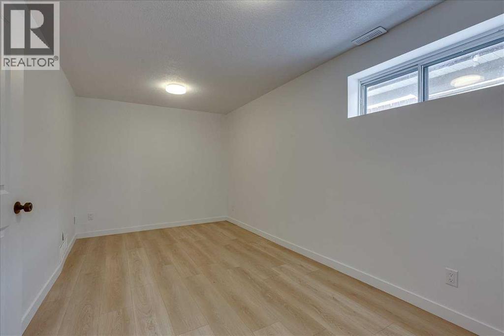 6573 58 Avenue, Red Deer, Alberta  T4N 6E1 - Photo 30 - A2286062