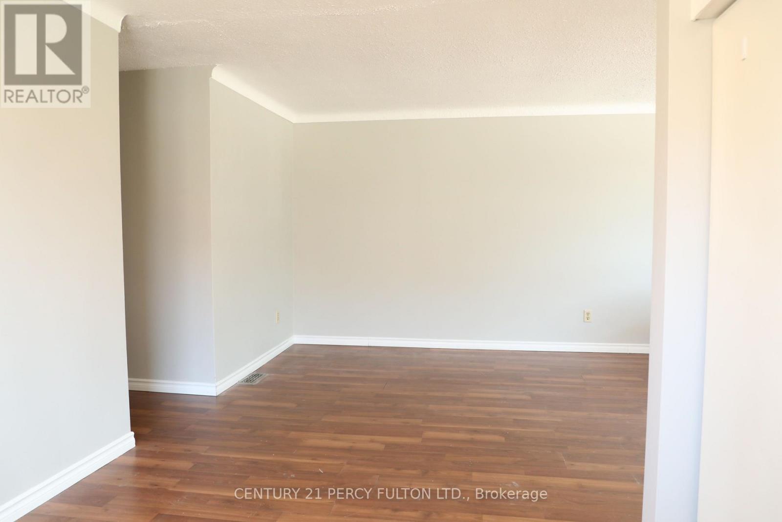 24 Flower Street, St. Catharines, Ontario  L2S 1G4 - Photo 29 - X12810026