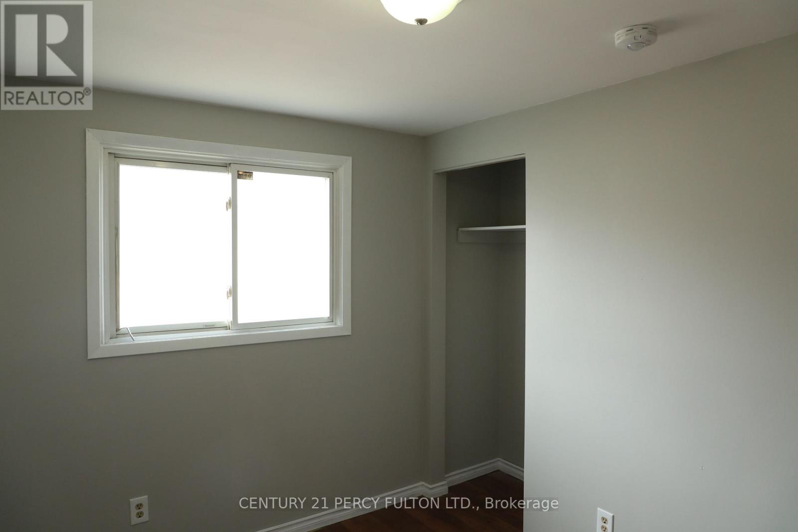 24 Flower Street, St. Catharines, Ontario  L2S 1G4 - Photo 7 - X12810026