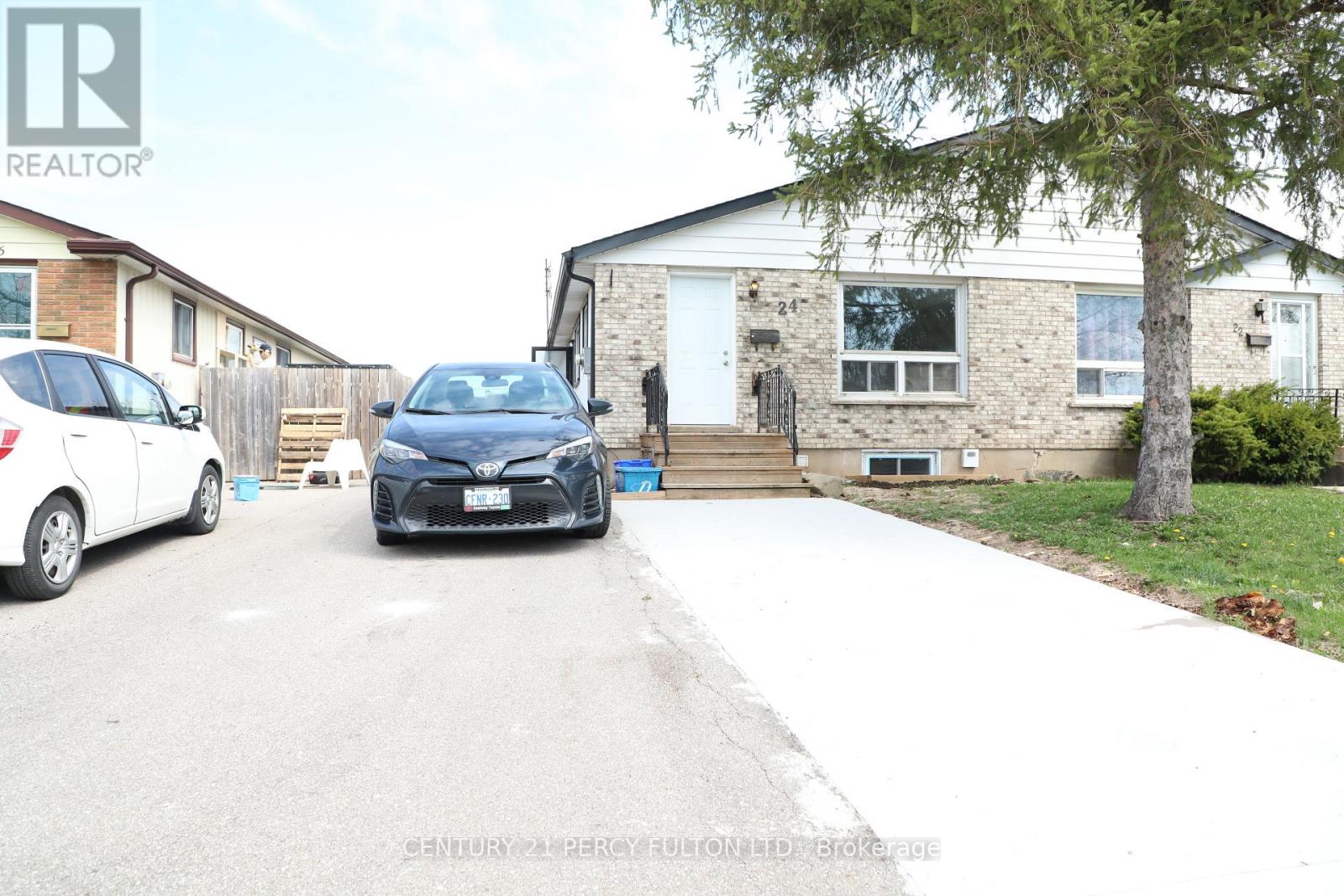 24 Flower Street, St. Catharines, Ontario  L2S 1G4 - Photo 9 - X12810026