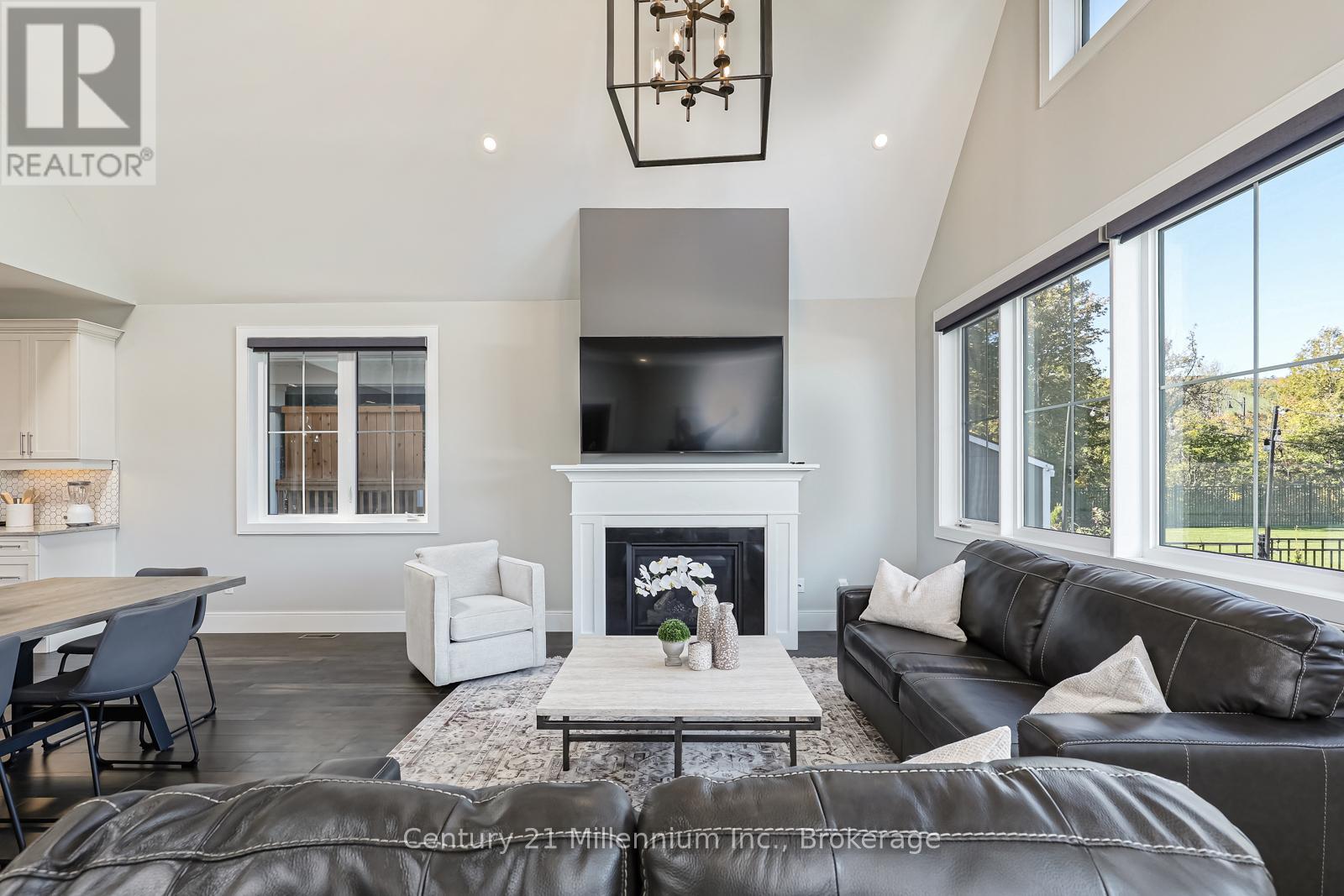 102 Red Pine Street, Blue Mountains, Ontario  L9Y 0Z3 - Photo 11 - X12810078