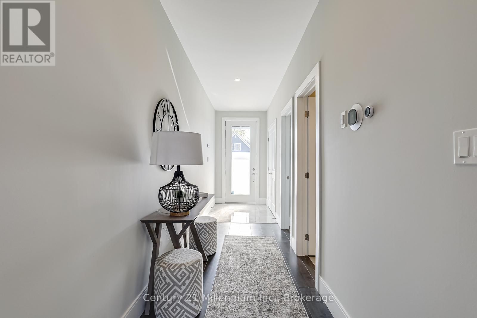 102 Red Pine Street, Blue Mountains, Ontario  L9Y 0Z3 - Photo 3 - X12810078