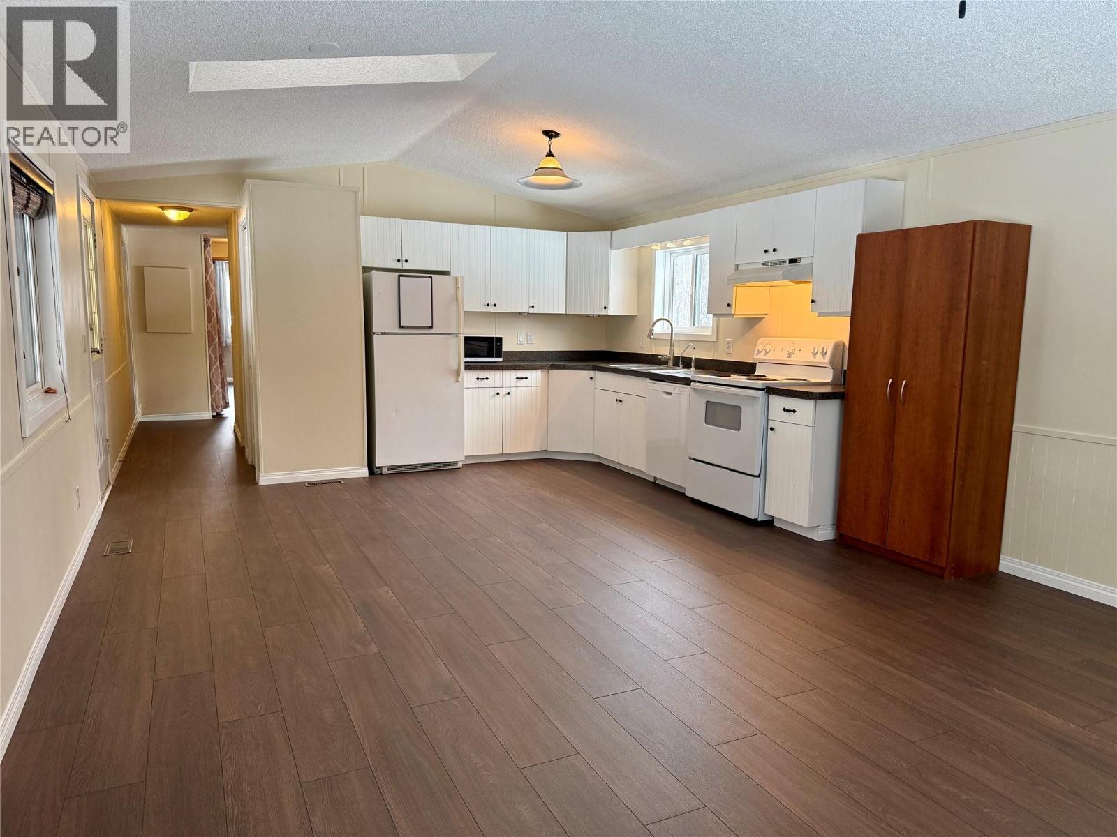 4668 208 Road, Dawson Creek, British Columbia  V0C 1B0 - Photo 5 - 10373197