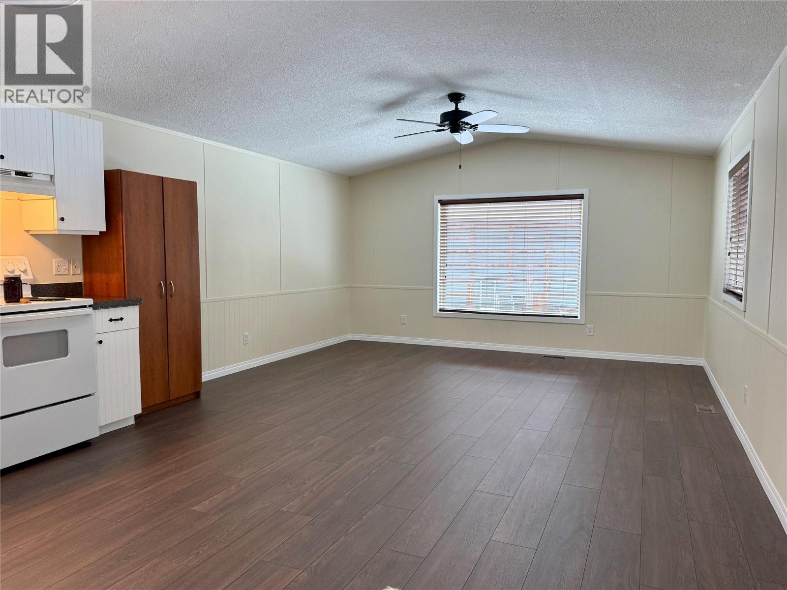 4668 208 Road, Dawson Creek, British Columbia  V0C 1B0 - Photo 6 - 10373197