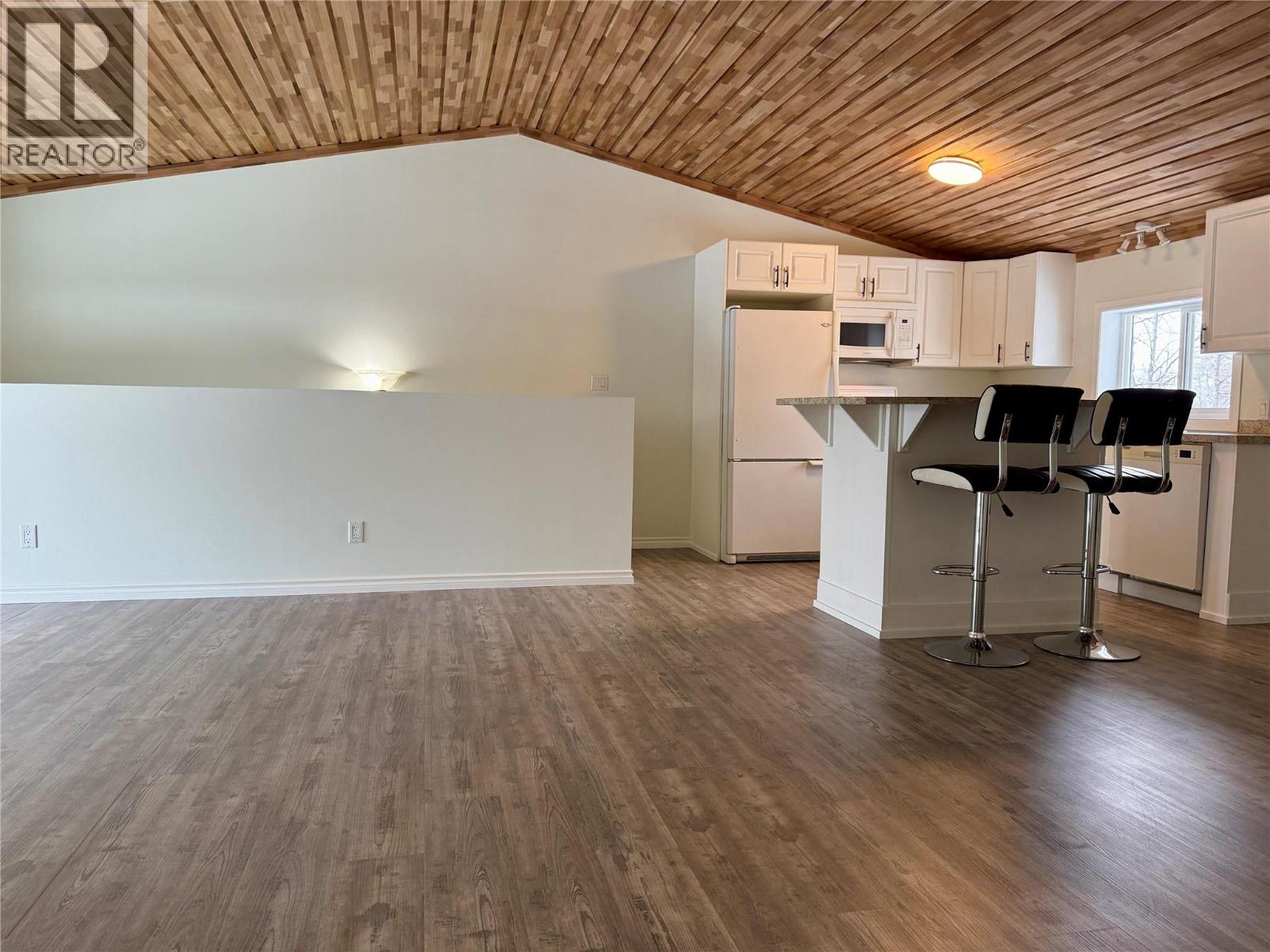 4668 208 Road, Dawson Creek, British Columbia  V0C 1B0 - Photo 16 - 10373197