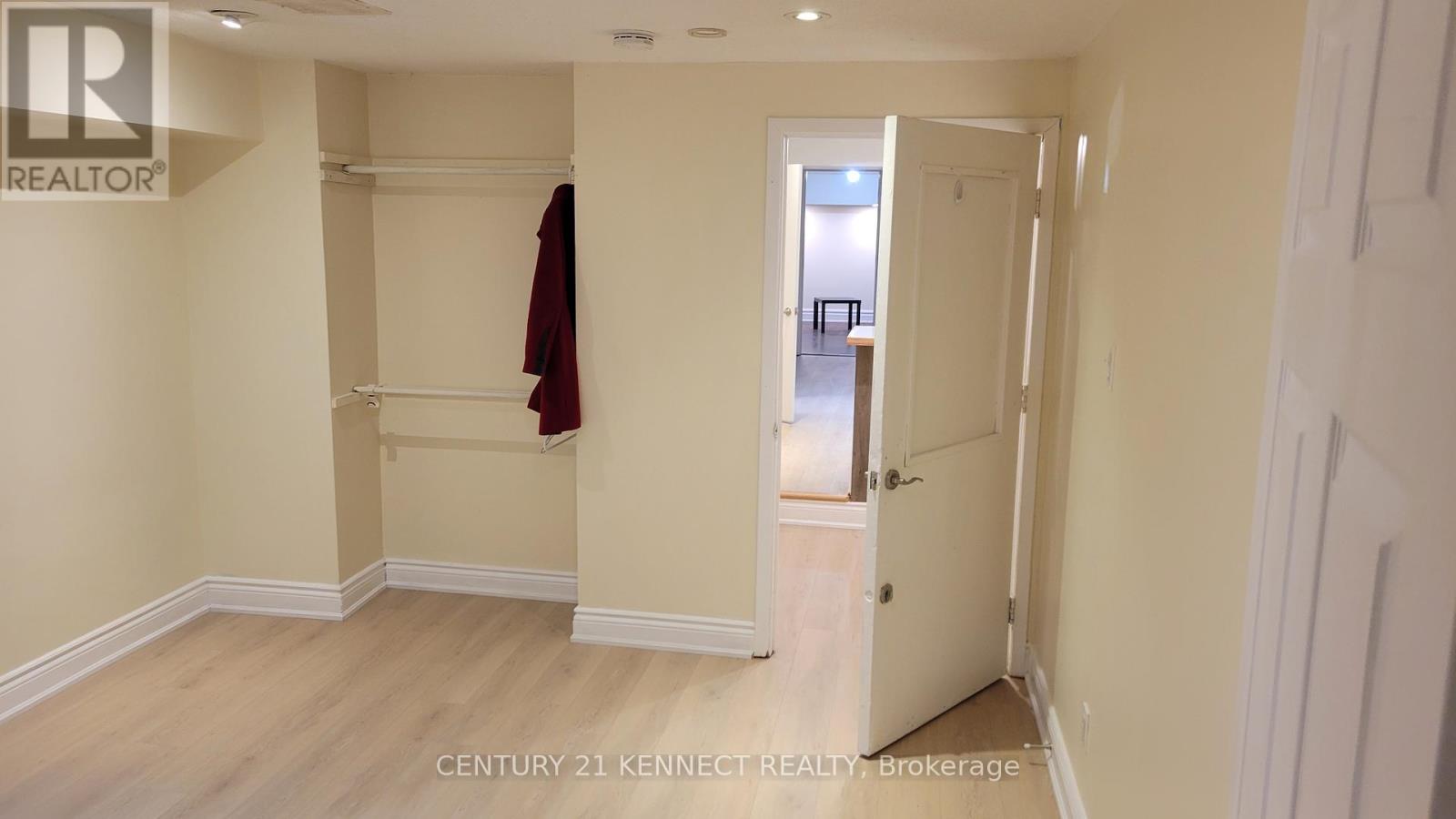 Lower - 181 Augusta Avenue, Toronto, Ontario  M5T 2L4 - Photo 7 - C12810038