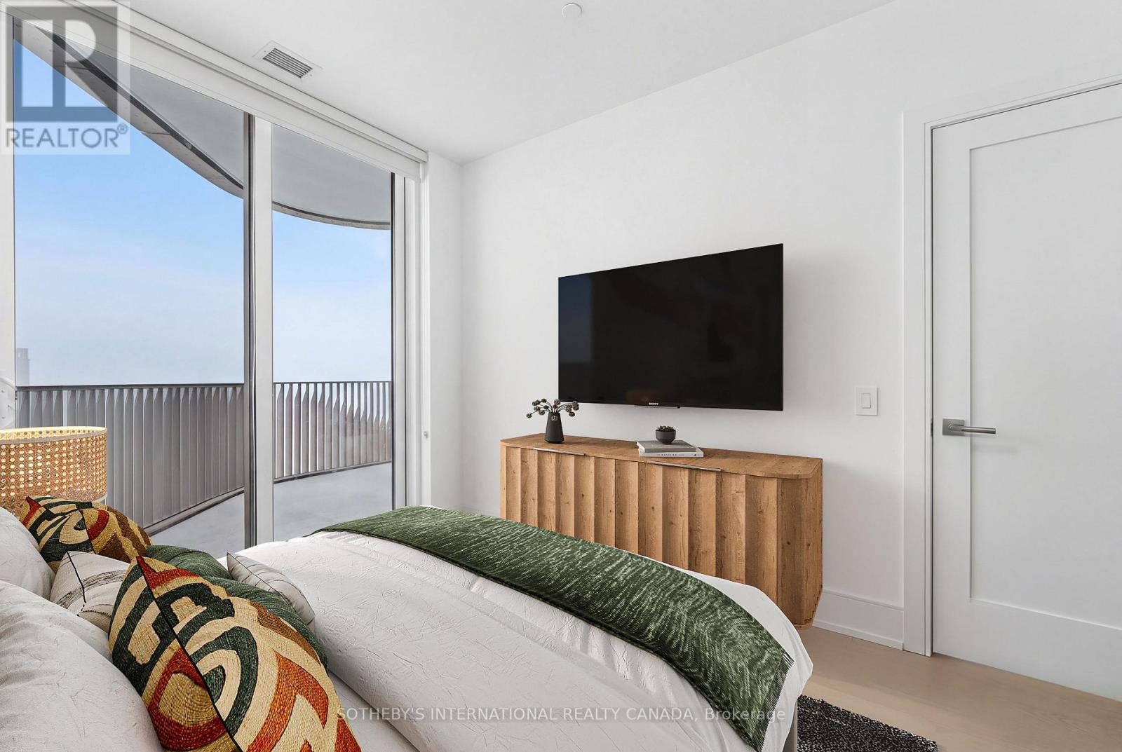 932 - 155 Merchants' Wharf, Toronto, Ontario  M5A 0Y4 - Photo 15 - C12810054