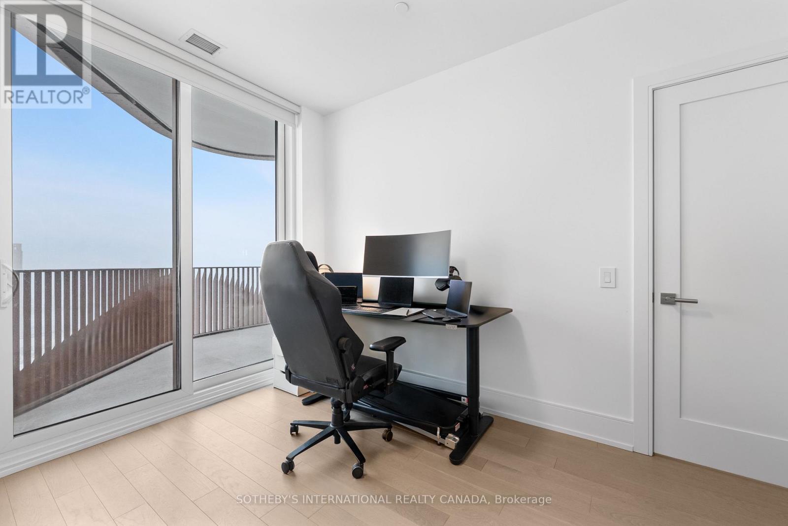 932 - 155 Merchants' Wharf, Toronto, Ontario  M5A 0Y4 - Photo 16 - C12810054