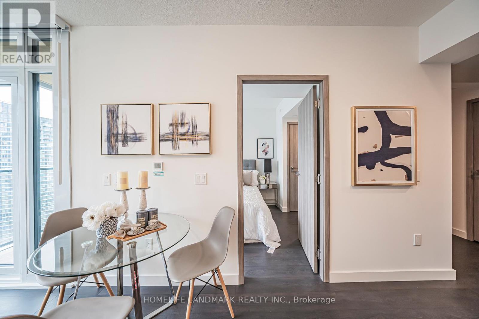 2315 - 1 Concord Cityplace Way, Toronto, Ontario  M5V 0X3 - Photo 30 - C12810060