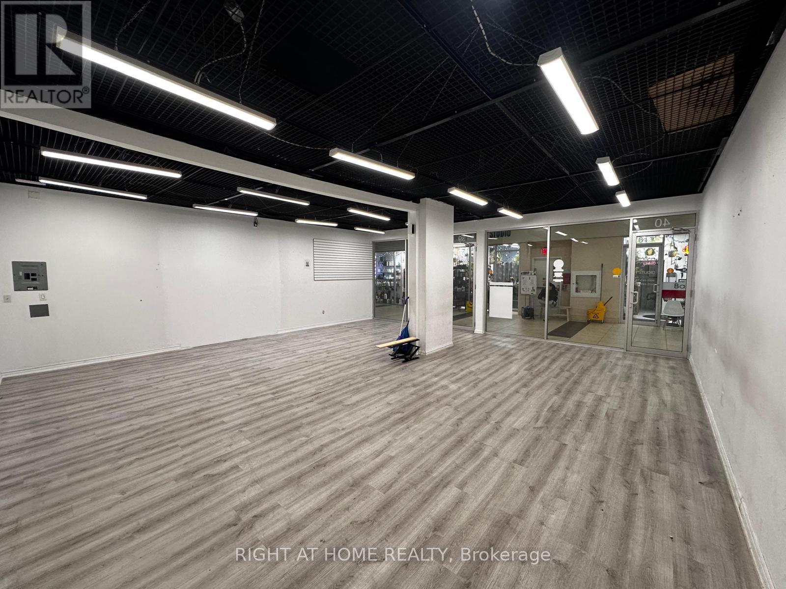 40 - 384 Yonge Street, Toronto, Ontario  M5B 1S8 - Photo 7 - C12810064