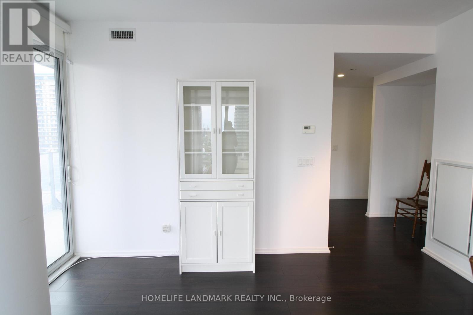 2107 - 75 St Nicholas Street, Toronto, Ontario  M4Y 0A5 - Photo 15 - C12810074