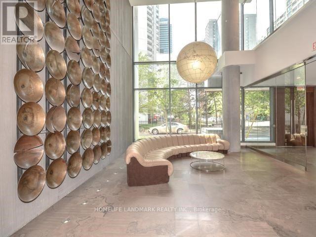 2107 - 75 St Nicholas Street, Toronto, Ontario  M4Y 0A5 - Photo 3 - C12810074