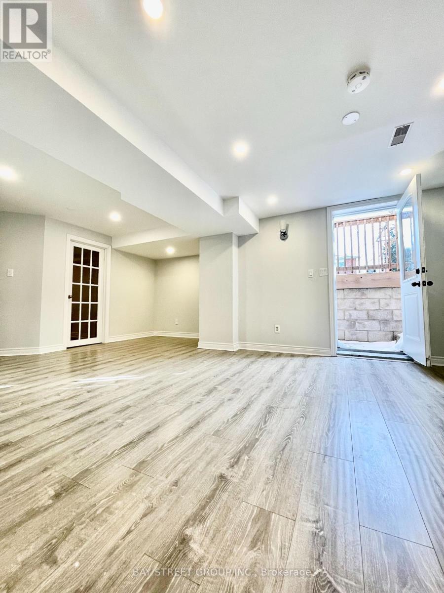 (BSMT) - 3 TESEO COURT, Richmond Hill, Ontario