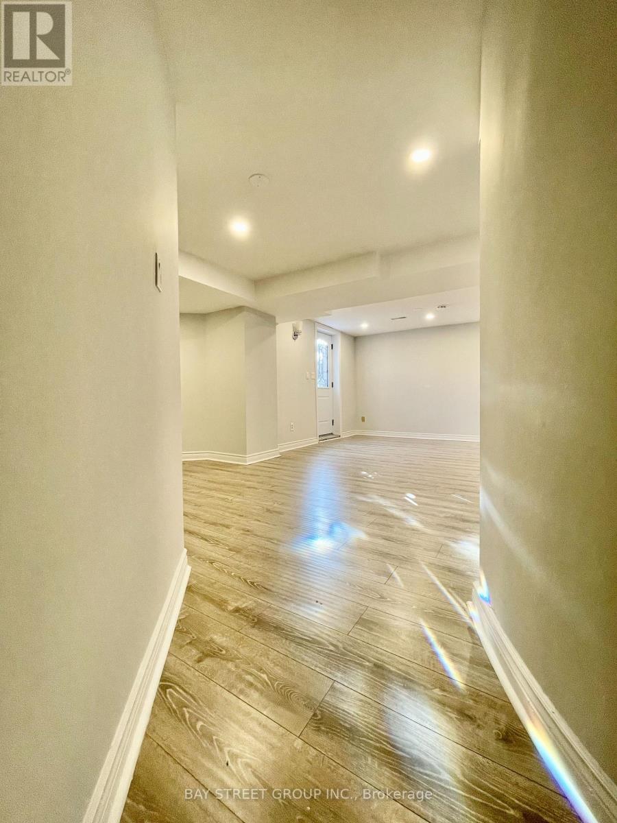 (Bsmt) - 3 Teseo Court, Richmond Hill, Ontario  L4B 3H9 - Photo 9 - N12810070