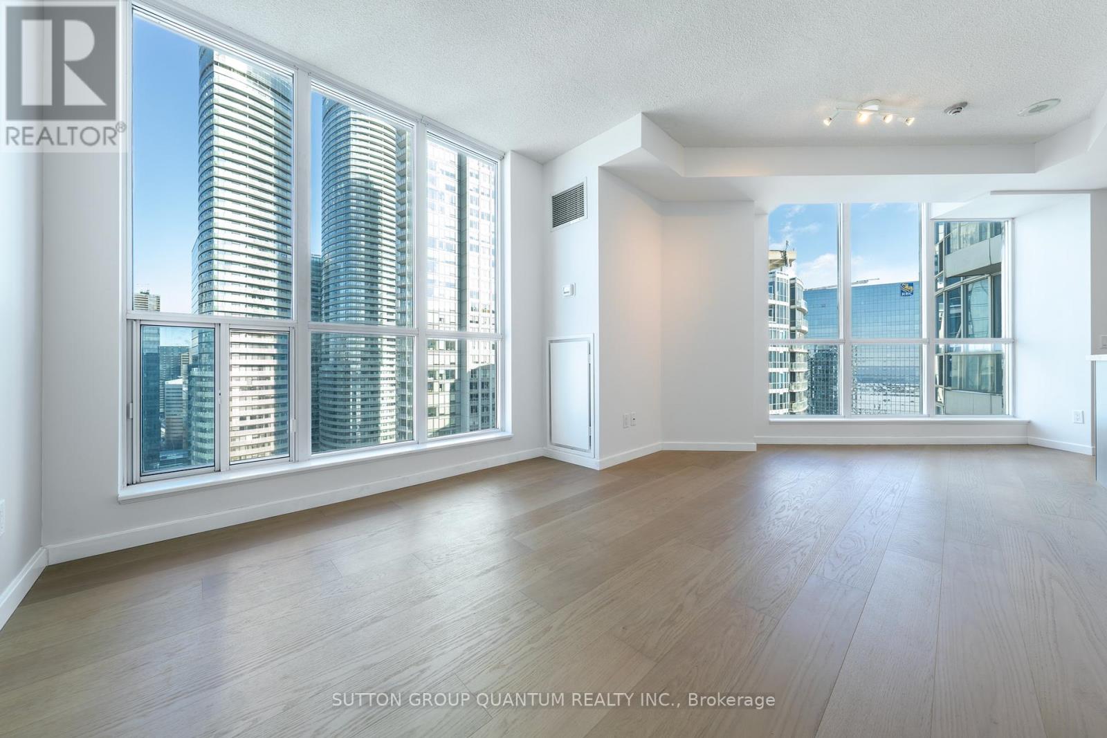 3512 - 208 Queens Quay W, Toronto, Ontario  M5J 2Y5 - Photo 12 - C12777704