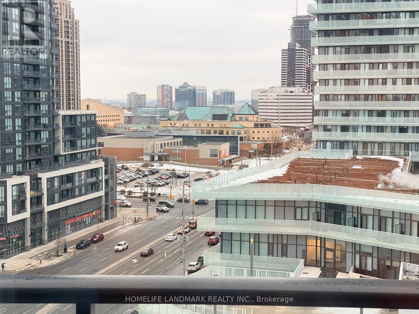 905 - 448 Burnhamthorpe Road W, Mississauga, Ontario  L5B 0R4 - Photo 10 - W12810062