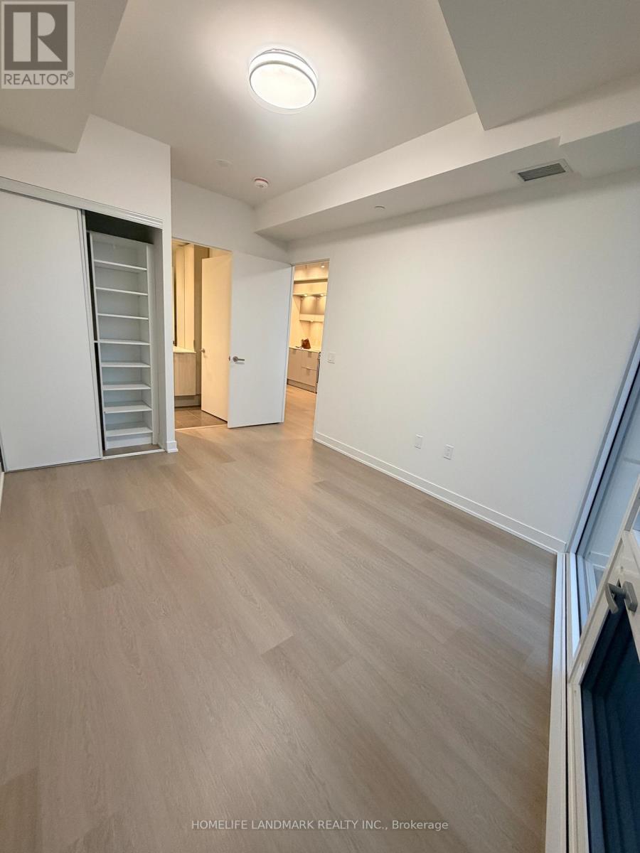 905 - 448 Burnhamthorpe Road W, Mississauga, Ontario  L5B 0R4 - Photo 13 - W12810062