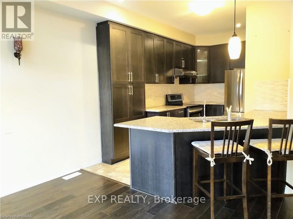 414 Bamberg Crescent, Waterloo, Ontario  N2T 0B4 - Photo 8 - X12810042