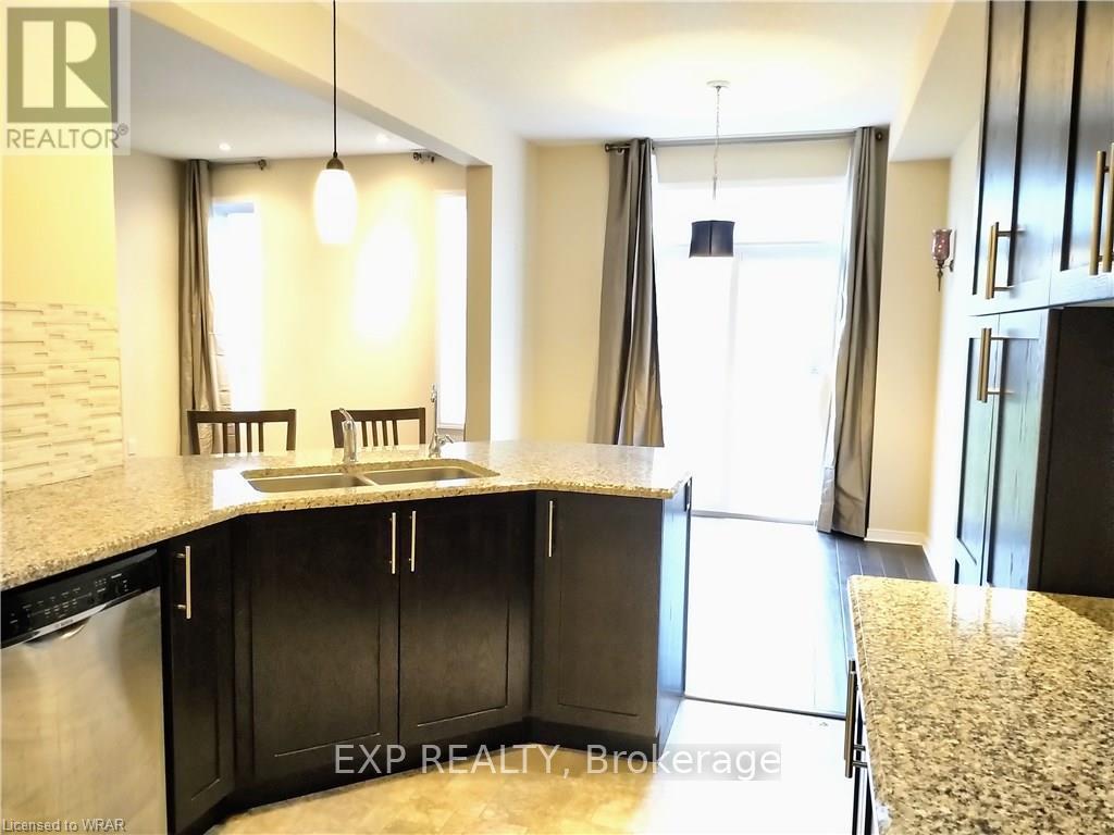 414 Bamberg Crescent, Waterloo, Ontario  N2T 0B4 - Photo 9 - X12810042