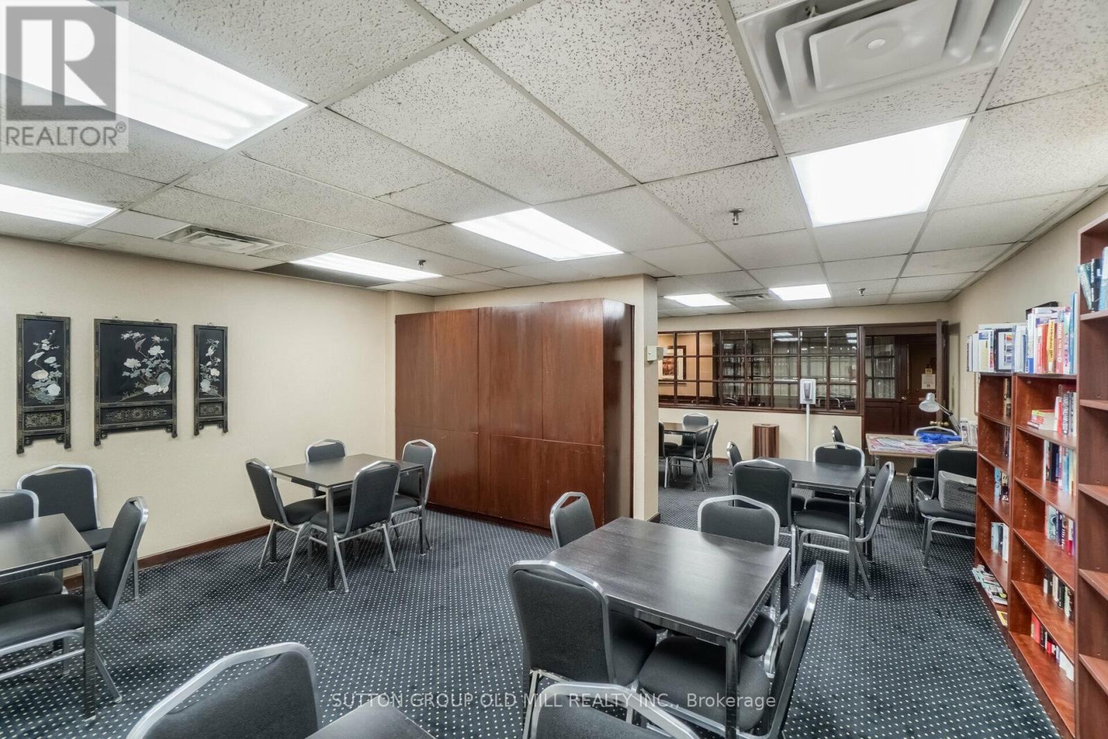 1208 - 1300 Islington Avenue, Toronto, Ontario  M9A 5C4 - Photo 31 - W12756152