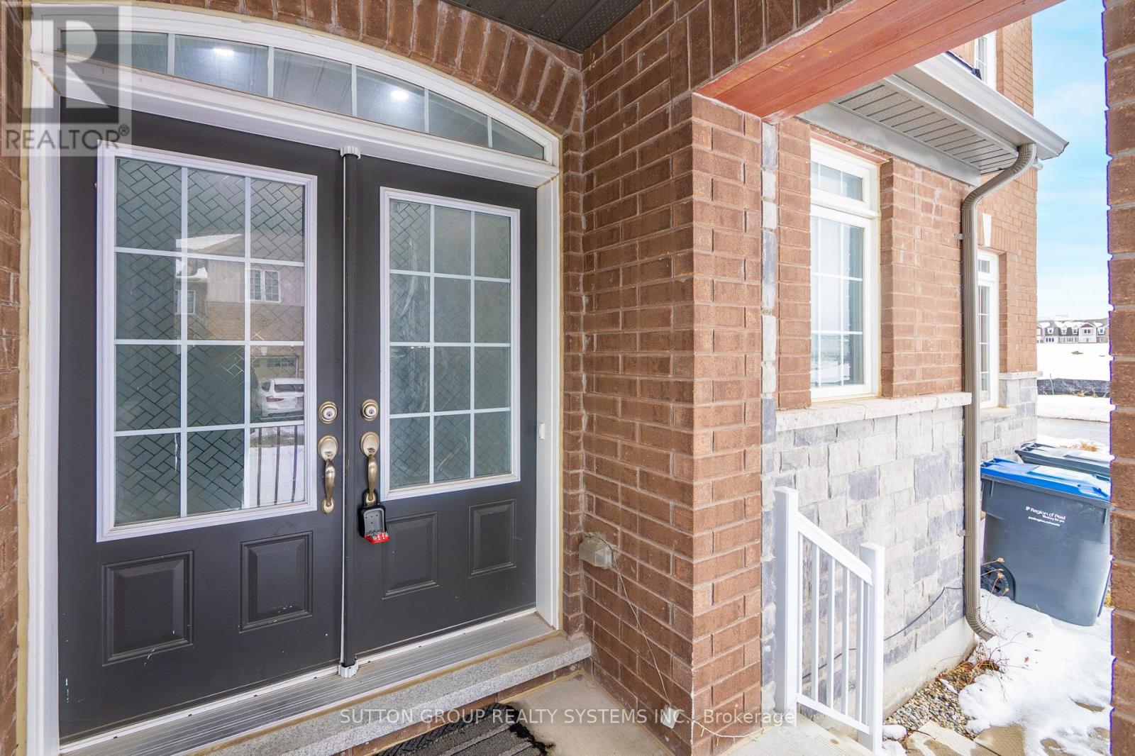 23 Oleary Road, Brampton, Ontario  L7A 4X1 - Photo 3 - W12808416