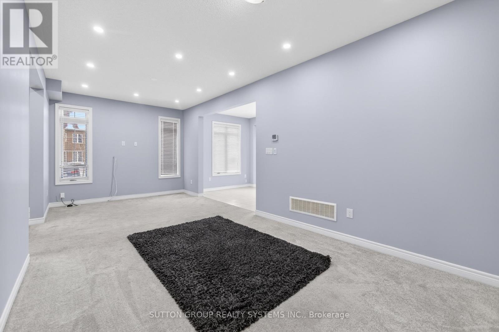 23 Oleary Road, Brampton, Ontario  L7A 4X1 - Photo 7 - W12808416