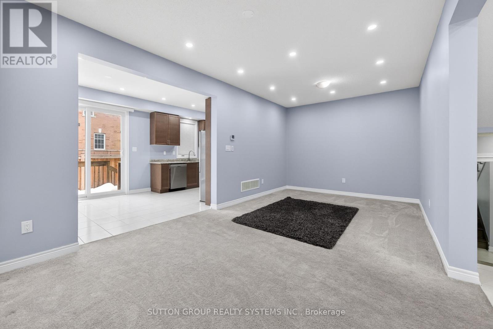 23 Oleary Road, Brampton, Ontario  L7A 4X1 - Photo 8 - W12808416