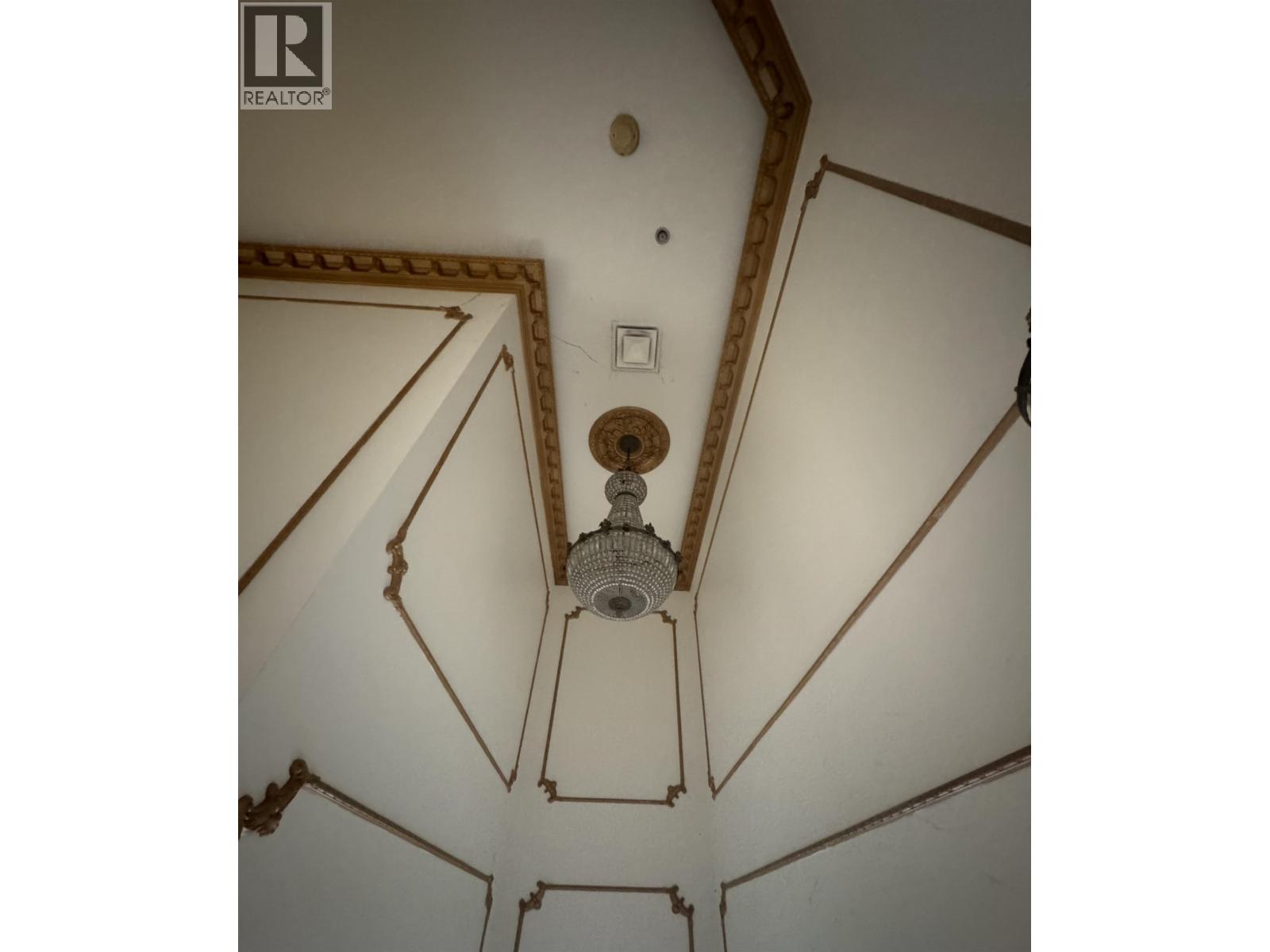 319 Governors Court, New Westminster, British Columbia  V3L 5S5 - Photo 13 - C8076372