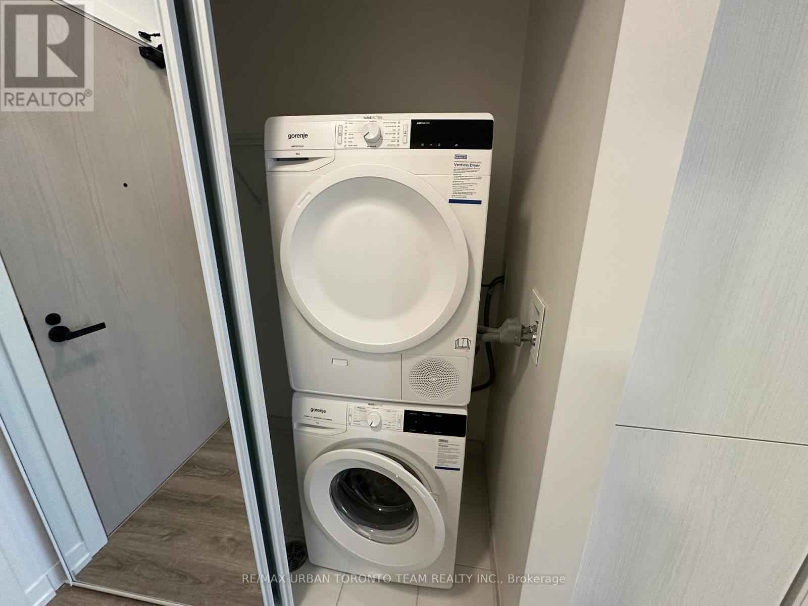 3511 - 8 Interchange Way, Vaughan, Ontario  L4K 5Z7 - Photo 12 - N12810086