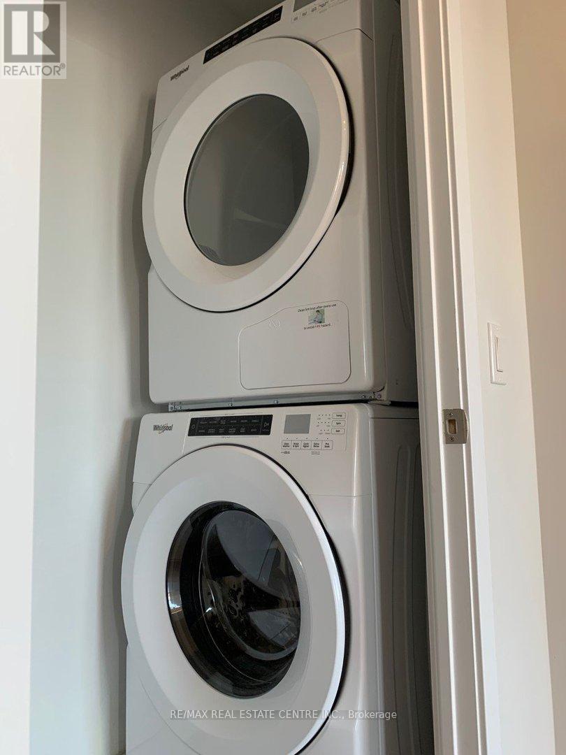 2003 - 4085 Parkside Village Drive, Mississauga, Ontario  L5R 0G8 - Photo 11 - W12810094