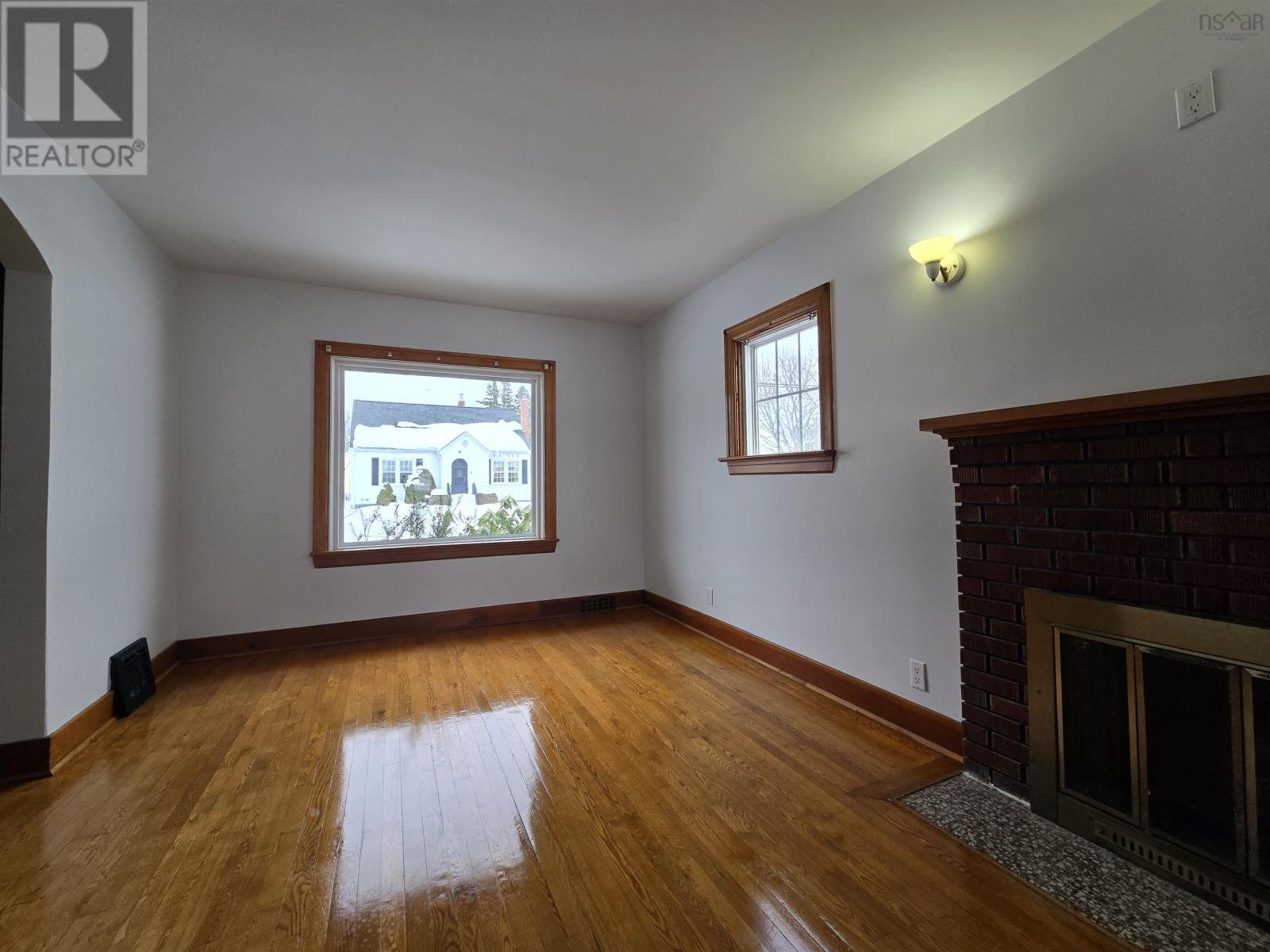 2 George Street, Truro, Nova Scotia  B2N 3B6 - Photo 3 - 202603024