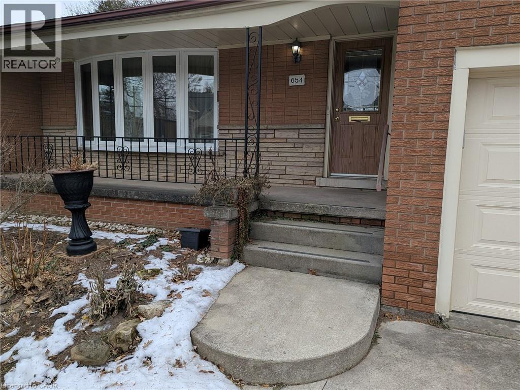 654 Hiawatha Boulevard, Ancaster, Ontario  L9G 3A5 - Photo 4 - 40797688