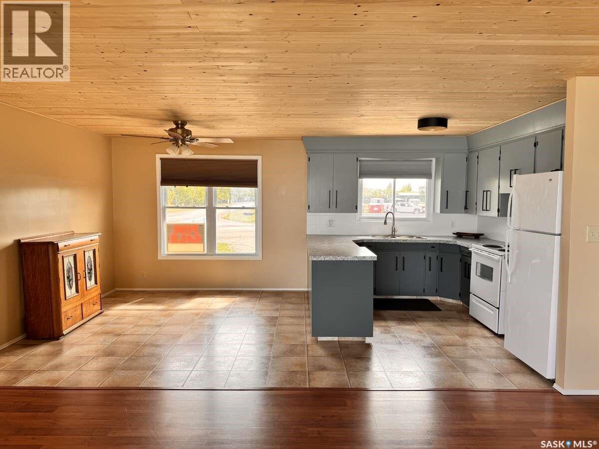 100b Lakeshore Drive, Wee Too Beach, Saskatchewan  S0G 1C0 - Photo 6 - SK028988