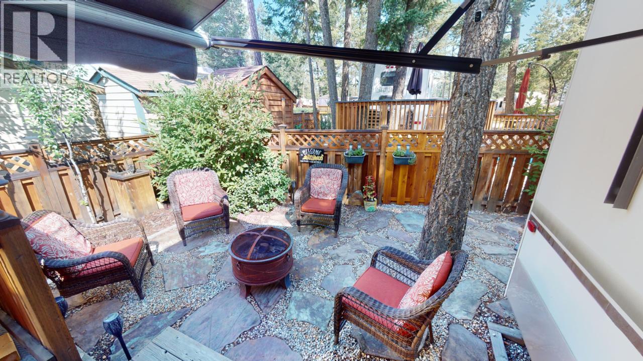 4868 Riverview Drive Unit# 55, Edgewater, British Columbia  V0A 1E0 - Photo 16 - 10376471