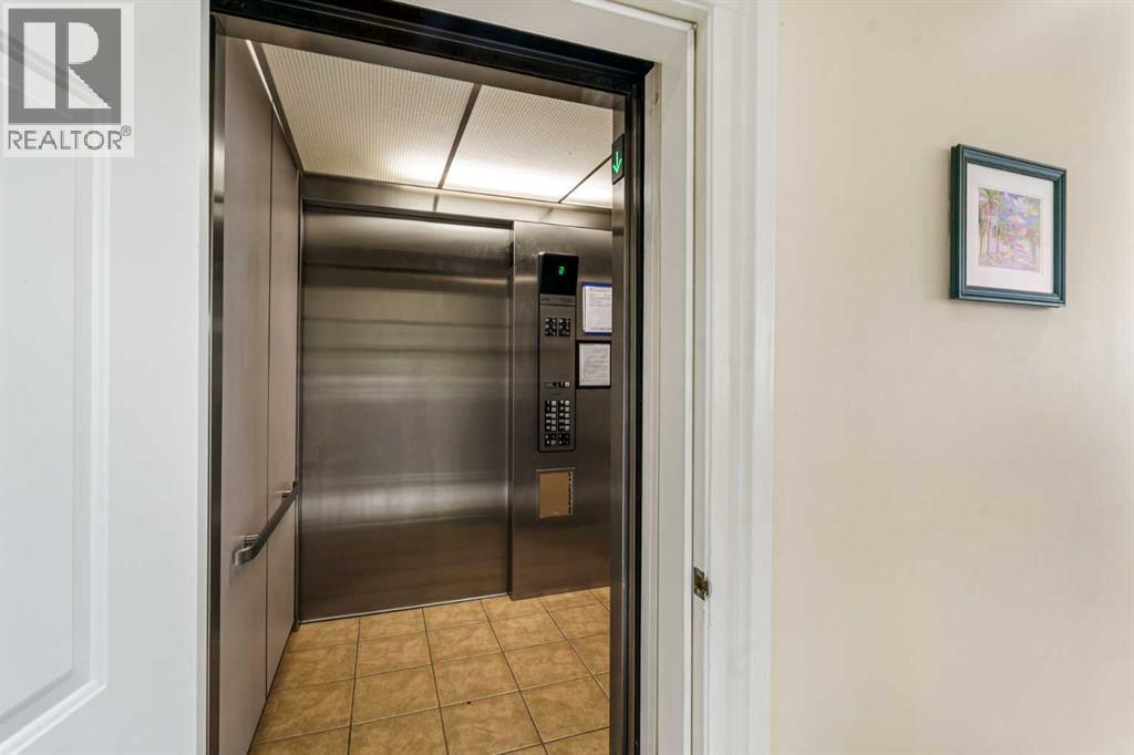 2r, 145 Crawford Drive, Cochrane, Alberta  T4C 2G7 - Photo 7 - A2278802