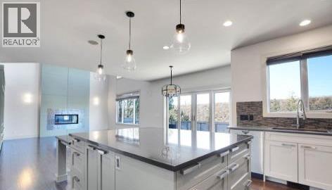 54 Wexford Crescent Sw, Calgary, Alberta  T3h 0h1 - Photo 8 - A2287547