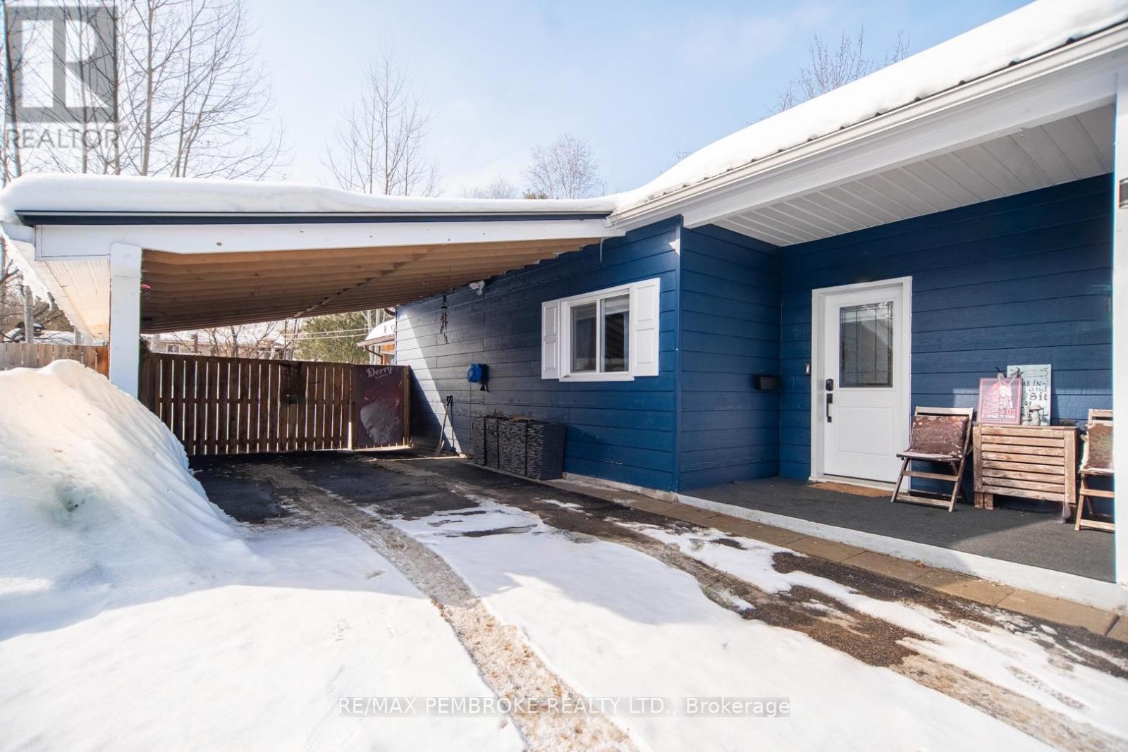 61 Doran Road, Petawawa, Ontario  K8H 1R3 - Photo 38 - X12810126
