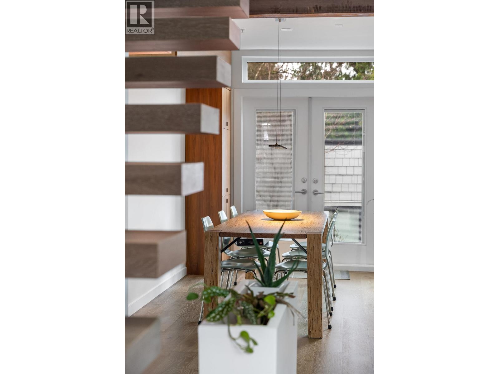 1928 Templeton Drive, Vancouver, British Columbia  V5N 4W1 - Photo 9 - R3092138