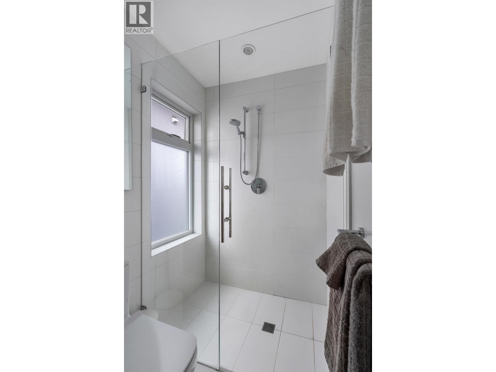 1928 Templeton Drive, Vancouver, British Columbia  V5N 4W1 - Photo 28 - R3092138