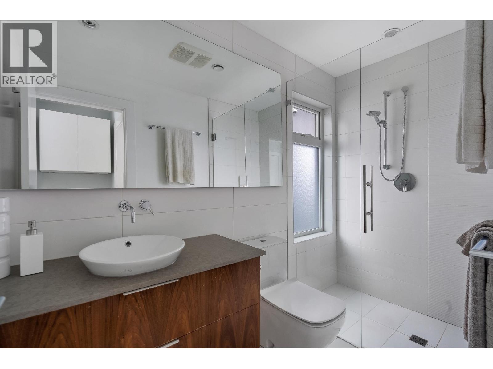 1928 Templeton Drive, Vancouver, British Columbia  V5N 4W1 - Photo 29 - R3092138