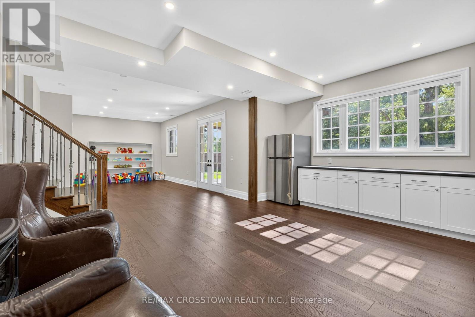 10 Annsleywood Court, Vaughan, Ontario  L4H 4G6 - Photo 40 - N12810118