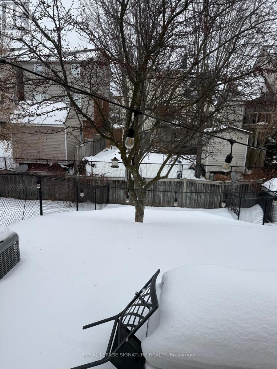 64 Danville Avenue, Halton Hills, Ontario  L7J 2W2 - Photo 2 - W12810112