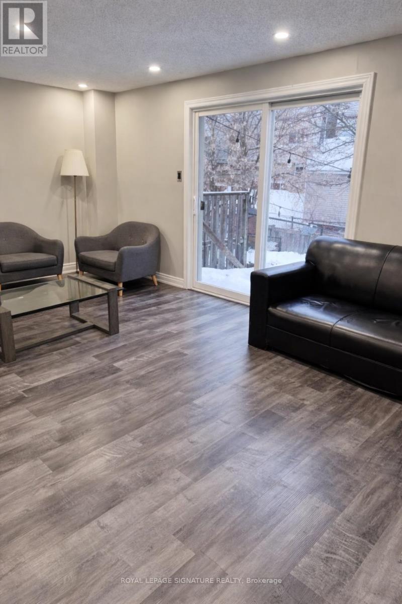 64 Danville Avenue, Halton Hills, Ontario  L7J 2W2 - Photo 3 - W12810112