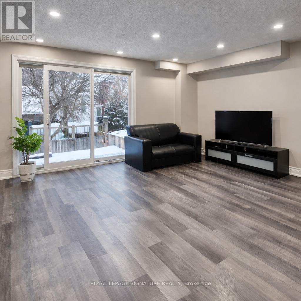 64 Danville Avenue, Halton Hills, Ontario  L7J 2W2 - Photo 7 - W12810112