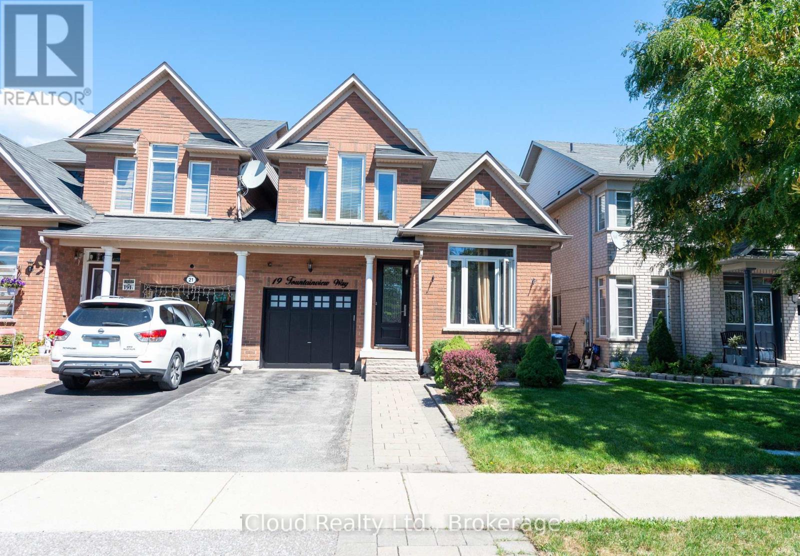 19 FOUNTAINVIEW WAY, Brampton, Ontario