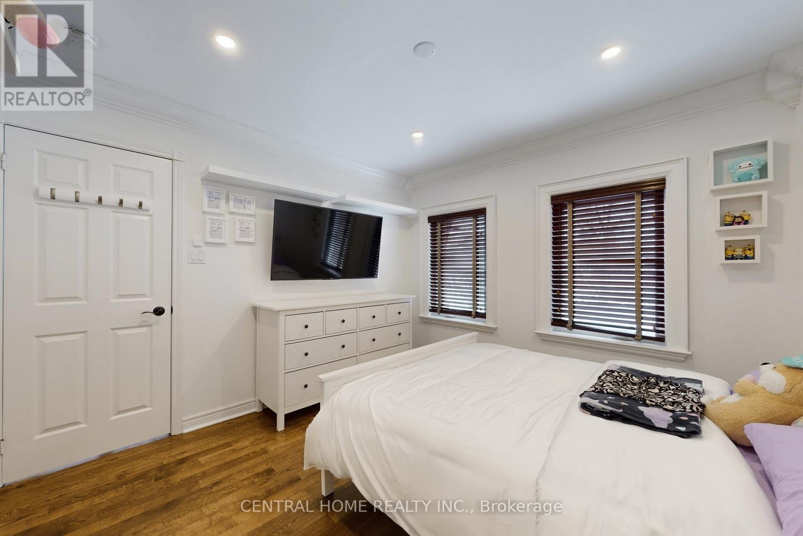 28 Theobald's Circle, Richmond Hill, Ontario  L4C 9C6 - Photo 28 - N12809002